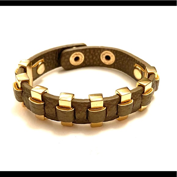Jewelry - Metallic leather gold bracelet Jewelry - Metallic leather gold bracelet